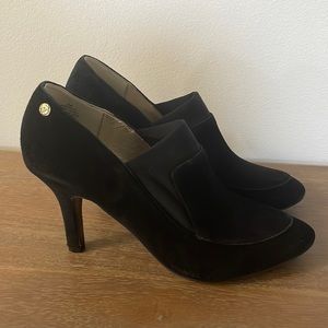 Anne Klein black suede heels (size 7.5)